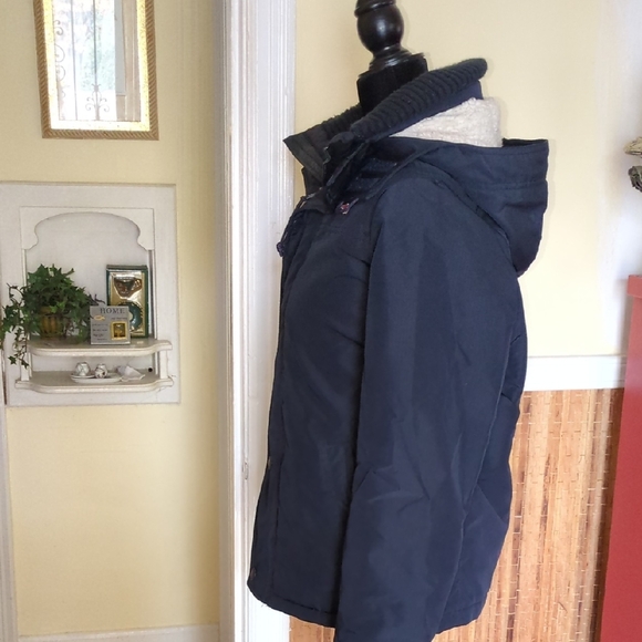 Hollister Navy Ski Ladies Jacket with High Collar - Picture 5 of 10